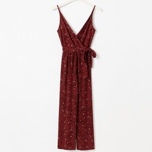 KAILEIGH Floral Wide Leg Adjustable Strap Jumpsuit Medium Petite